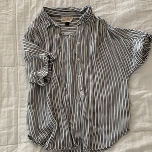 Casual stripped button up
